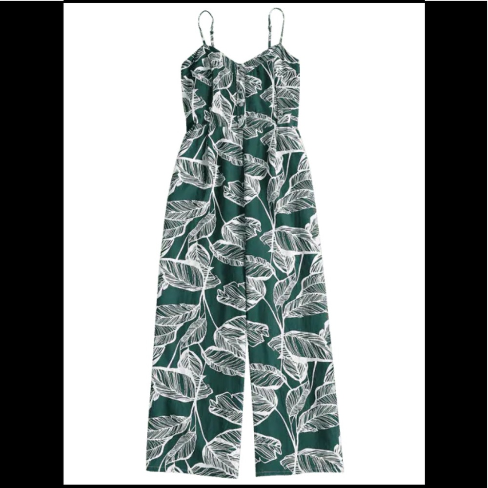 NWT Smocked tropical wide leg green jumpsuit